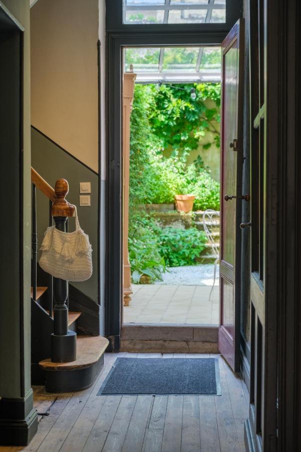 Appartement Avec Son Patio Dans Centre Historique De Bourg Exterior photo